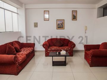 PROPIEDAD COMERCIAL EN VENTA – AV. JORGE BASADRE, TACNA