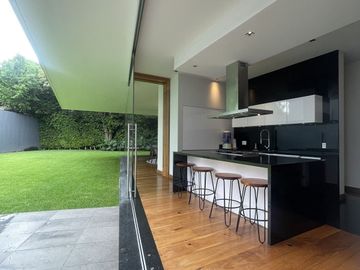 Residencia de Lujo en Jardines del Pedregal