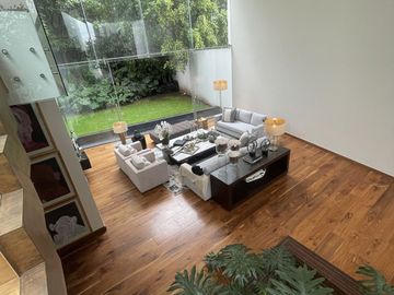 Residencia de Lujo en Jardines del Pedregal
