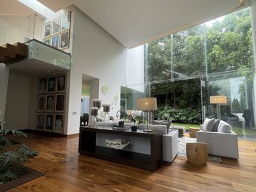 Residencia de Lujo en Jardines del Pedregal