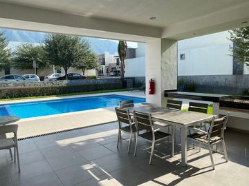 CASA VENTA por privalia y dominio cumbres MONTICELLO GARCIA