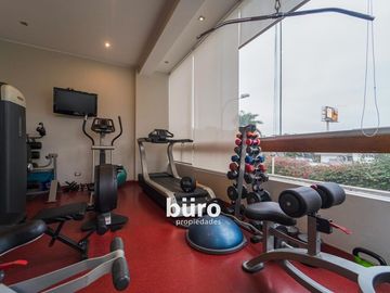 ESPECTACULAR CASA EN VENTA DE 5 DORMITORIOS EN MIRAFLORES