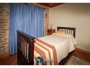 VENTA CASA VAQUEROS