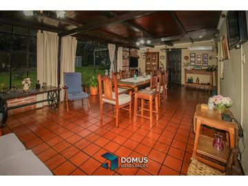 VENTA CASA VAQUEROS