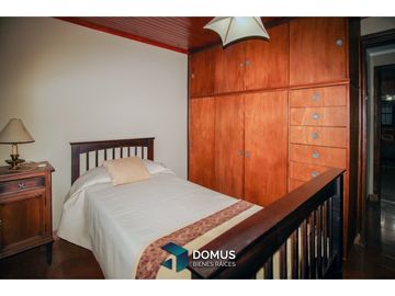 VENTA CASA VAQUEROS
