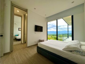 Hermosa casa con una vista espectacular hacia el valle de Risaralda.