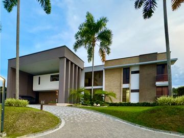Casa campestre lujosa y monumental