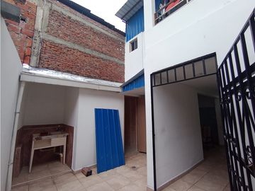 VENTA CASA 2 NIVELES BARRIO LA FLORESTA CN W:9227925
