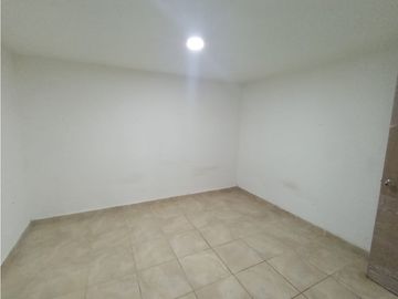 VENTA CASA 2 NIVELES BARRIO LA FLORESTA CN W:9227925