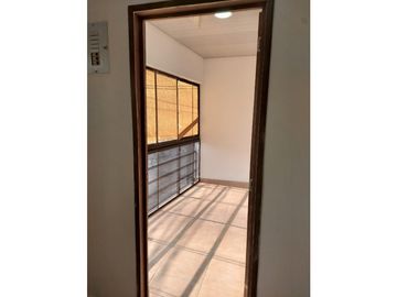 VENTA CASA 2 NIVELES BARRIO LA FLORESTA CN W:9227925
