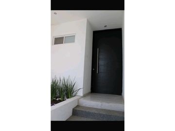 Hermosa casa totalmente nueva en Alamo sur (oportunidad)