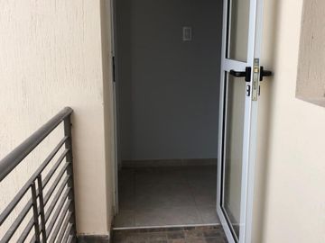 VENTA DEPARTAMENTO EN PB CON PATIO - MAIPU