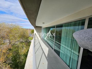 PENHOUSE + 2 COCHERAS EN VENTA - RIBERA URBANA