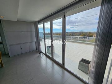 PENHOUSE + 2 COCHERAS EN VENTA - RIBERA URBANA
