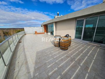 PENHOUSE + 2 COCHERAS EN VENTA - RIBERA URBANA