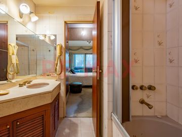 VENTA DEPTO C/COCHERA 163 m² GOYENA 1600 CABALLIT0