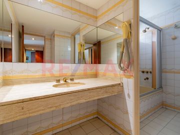 VENTA DEPTO C/COCHERA 163 m² GOYENA 1600 CABALLIT0