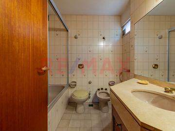 VENTA DEPTO C/COCHERA 163 m² GOYENA 1600 CABALLIT0