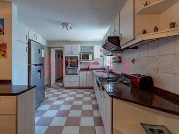 VENTA DEPTO C/COCHERA 163 m² GOYENA 1600 CABALLIT0