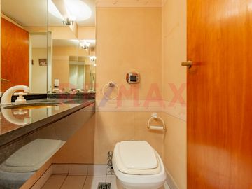 VENTA DEPTO C/COCHERA 163 m² GOYENA 1600 CABALLIT0
