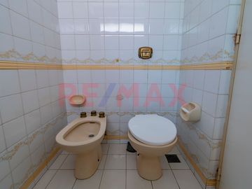 VENTA DEPTO C/COCHERA 163 m² GOYENA 1600 CABALLIT0