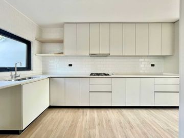Casa en venta en LAS CONDES