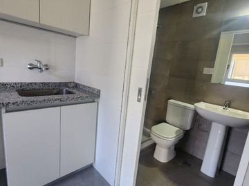 VENTA 4 AMBIENTES A ESTRENAR CON BALCON CABALLITO