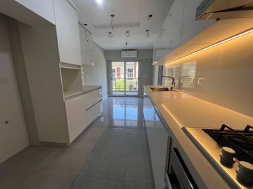 VENTA 4 AMBIENTES A ESTRENAR CON BALCON CABALLITO