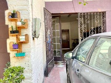 Casa en venta en SANTIAGO