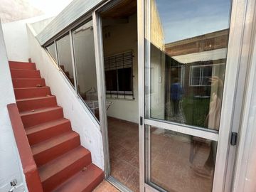 VENTA CASA 5 AMB CON JARDÍN Y PARRILLA SARANDI
