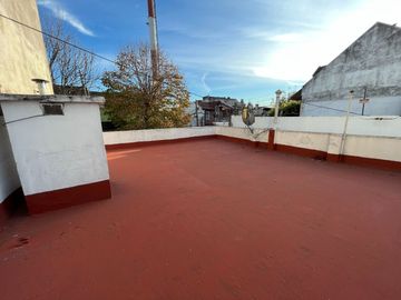VENTA CASA 5 AMB CON JARDÍN Y PARRILLA SARANDI