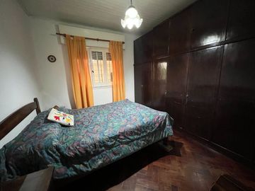 VENTA CASA 5 AMB CON JARDÍN Y PARRILLA SARANDI