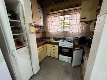 VENTA CASA 5 AMB CON JARDÍN Y PARRILLA SARANDI