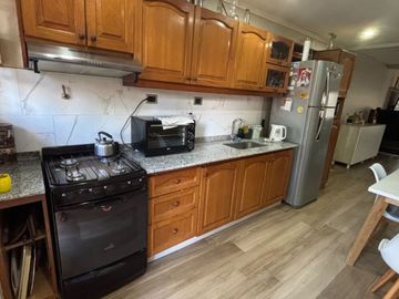 CASA 4 AMB EN VENTA EN ITUZAINGO PARQUE Y QUINCHO