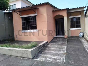 CASA EN VENTA LA JOYA URBANIZACIÓN MJURANO NORTE DE DAULE.Y.Def
