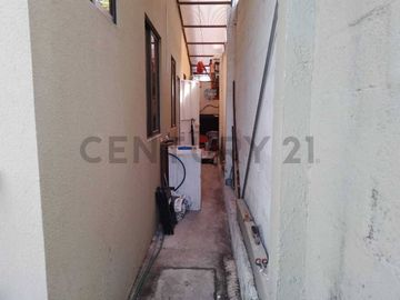 CASA EN VENTA LA JOYA URBANIZACIÓN MJURANO NORTE DE DAULE.Y.Def