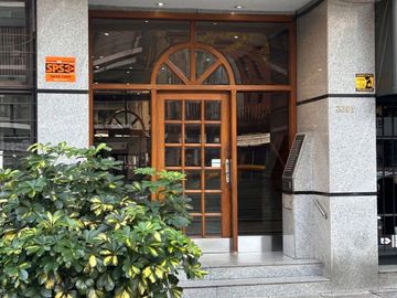 VENTA DEPARTAMENTO 4 AMBIENTES FRENTE COLEGIALES
