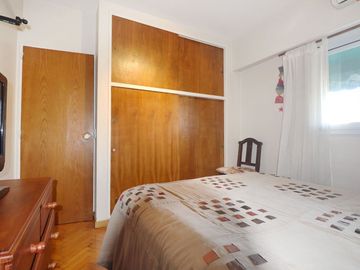 VENTA DEPARTAMENTO 4 AMBIENTES FRENTE COLEGIALES
