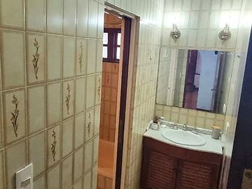 VENTA CASA ARANJUEZ 4 AMB - PILETA - Escobar
