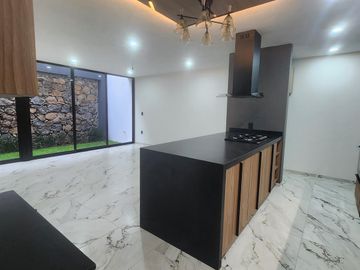Casa en Venta en Altozano Fraccionamiento privado