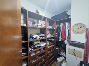 Departamento en Venta en Albert Le Blanc 1800