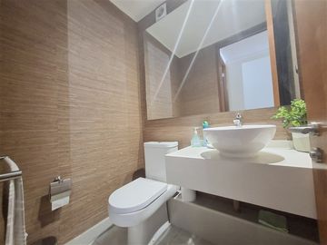 Departamento en Venta en Albert Le Blanc 1800