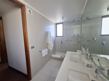 Departamento en Venta en Albert Le Blanc 1800