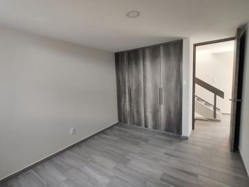 CASA EN VENTA EN PUEBLA EN LA ANTIGUA CEMENTERA