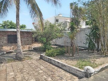 Casa EN ESQUINA en venta en Col. Pocitos y Rivera. VERACRUZ, VERACRUZ
