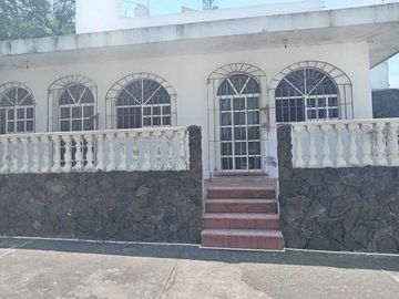 Casa EN ESQUINA en venta en Col. Pocitos y Rivera. VERACRUZ, VERACRUZ