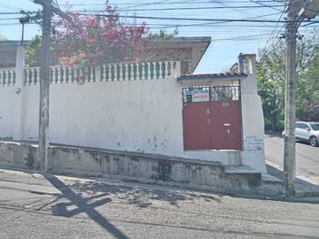 Casa EN ESQUINA en venta en Col. Pocitos y Rivera. VERACRUZ, VERACRUZ