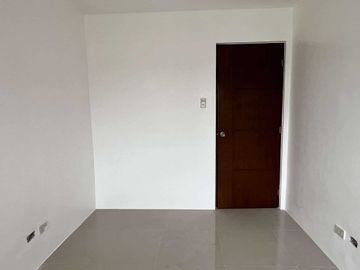 Preselling 2 Storey Townhouse For Sale in Canumay West Valenzuela City KSA