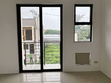 Preselling 2 Storey Townhouse For Sale in Canumay West Valenzuela City KSA