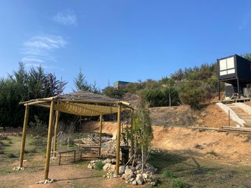 PARCELA 9200 M2 CON TRES CASAS EN QUILPUE